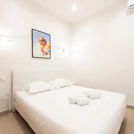 Renovated In The Heart Of Cannes