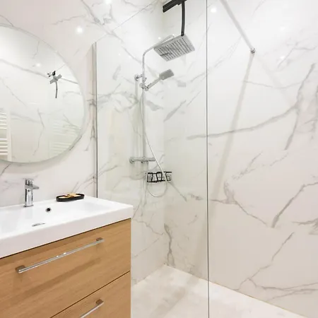Renovated In The Heart Of Apartment Cannes