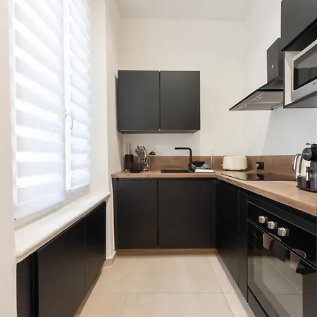 Apartment Renovated In The Heart Of Cannes