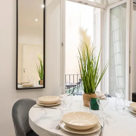 Renovated In The Heart Of Cannes