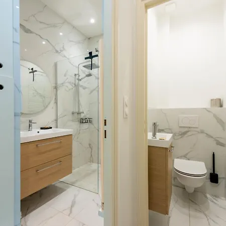 Apartment Renovated In The Heart Of